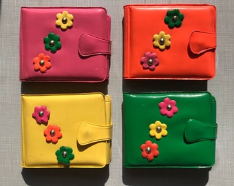 1970's dead stock vinyl wallets with flowers/4 colors available/sold separately