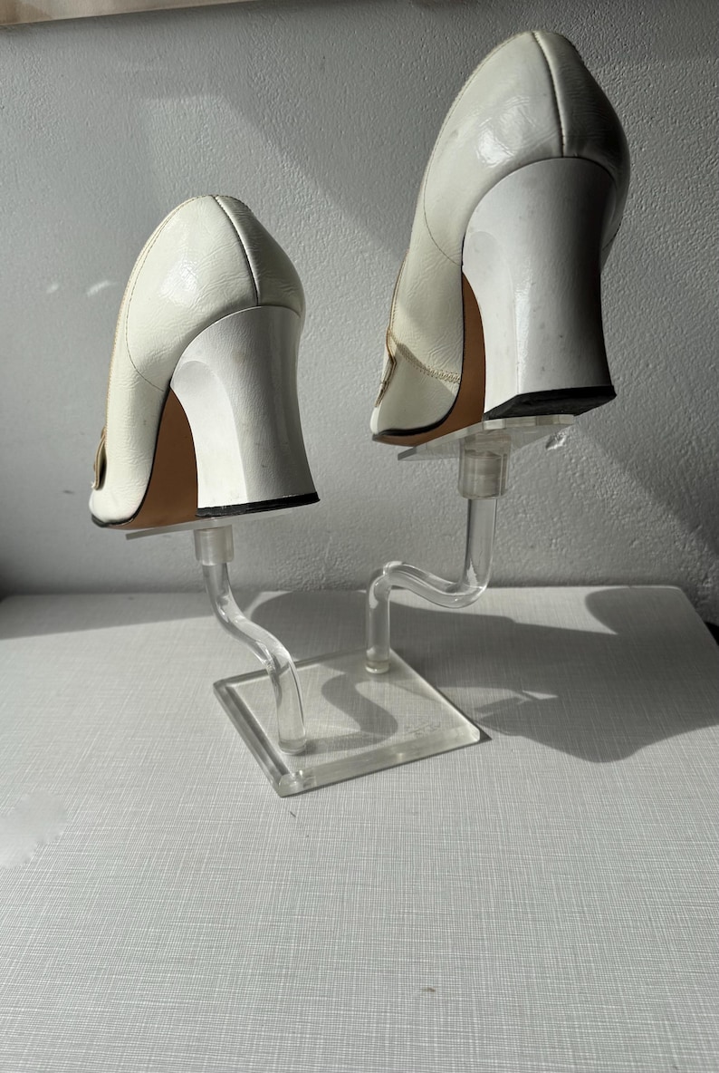 Weiße Vinyl-Pumps mit klobigem Absatz aus dem Film „Teen Maids“ der 1970er Jahre, Größe 8 1/2 Bild 5