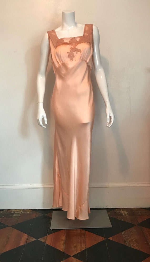 1930's bias cut peach silk satin and lace night go