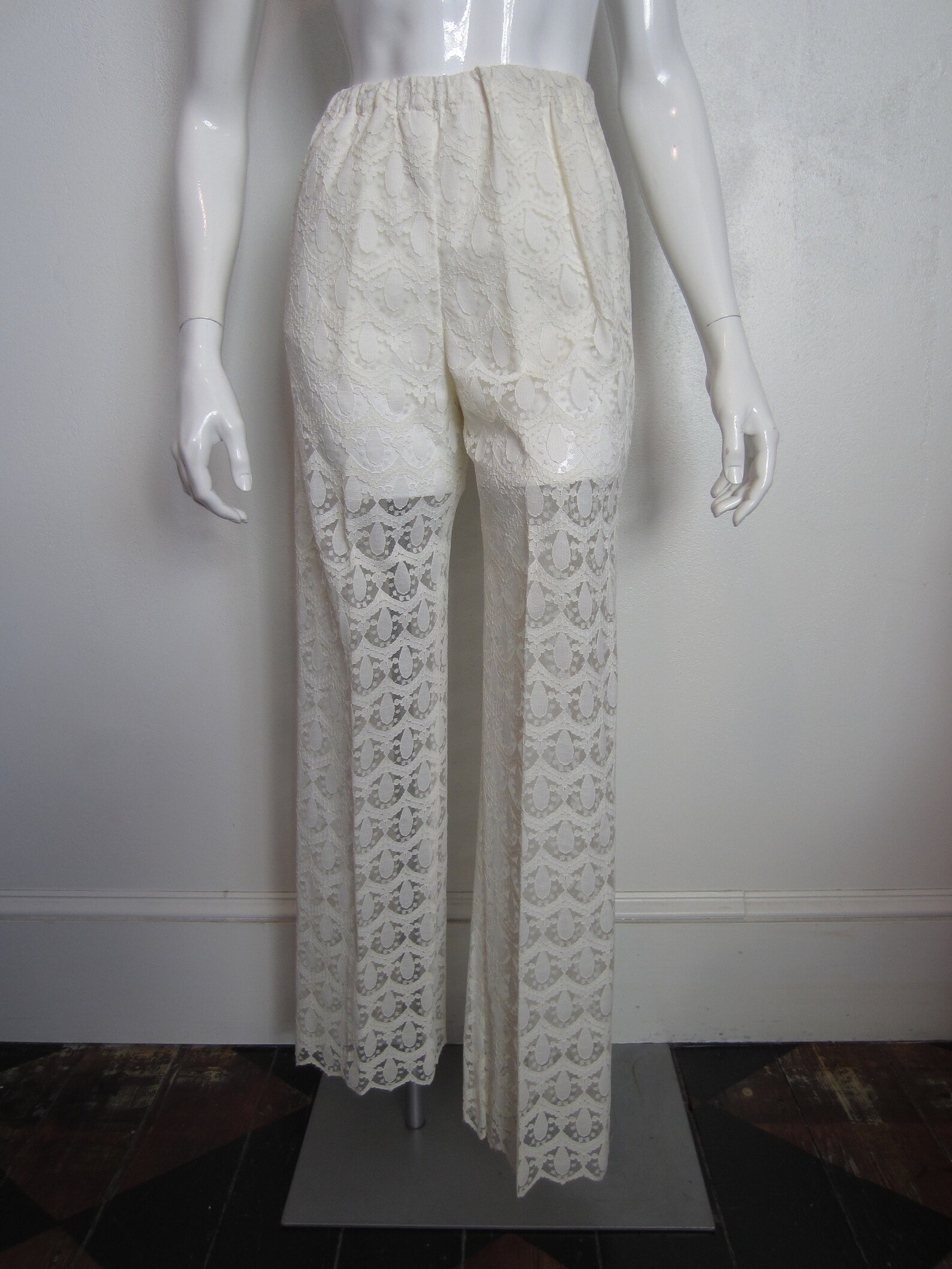 white lace pants suit