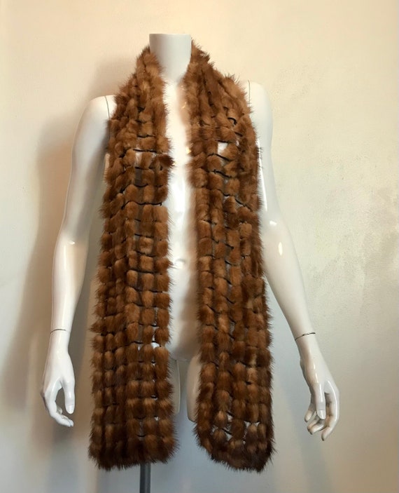 1970's natural mink scarf in an open design - image 3