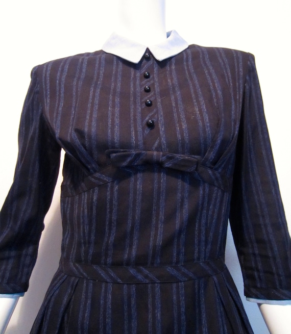 1950's Youth Guild of N.Y. black and blue striped