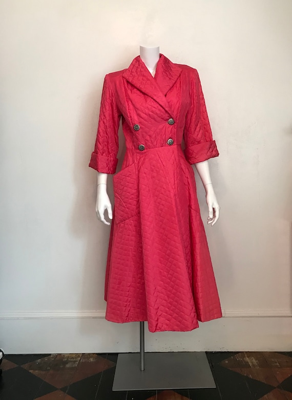 1960's Loungees hot pink quilted robe/size 12/unwo