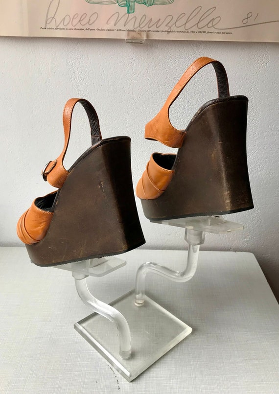1970's Caressa leather and wood platforms/size 7 - image 1