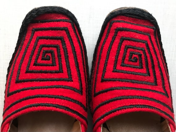 1970's Givenchy red and black espadrilles/size 8A… - image 1