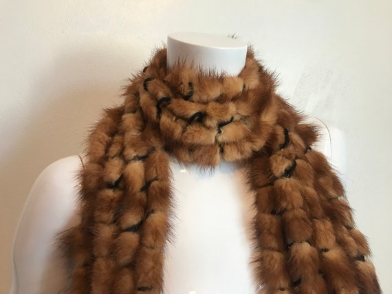 1970's natural mink scarf in an open design - image 5