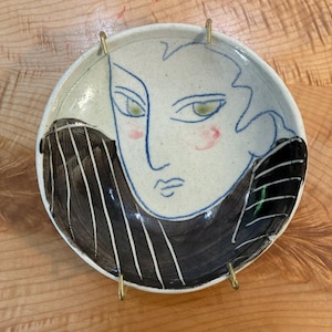 Faye Nakamura Studio Pottery Plate, Picasso Cubist Charger, Signed Oregon Ceramic Wall Hanging