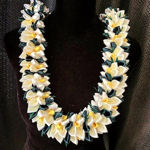 White plumeria Hawaiian ribbon lei,graduation lei,anniversary lei,wedding lei,birthday lei,haku lei,ribbon lei,Hawaiian lei,Special lei