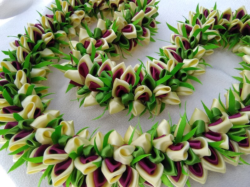 12 x Hawaiian Poly Green Lei