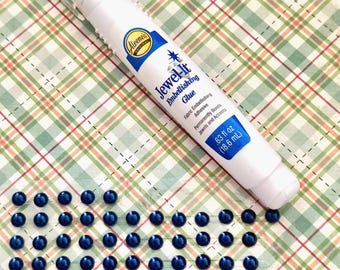 Aleene's Jewel-It Glue Pen: Precise Adhesive for Embellishments