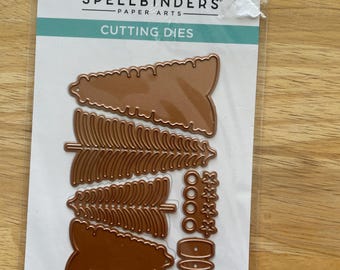 A pocket full of scrap: In Focus: Spellbinders Tis the Season Collection
