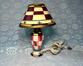 Karierte Vintage Mini Akzentlampe mit passendem Schirm