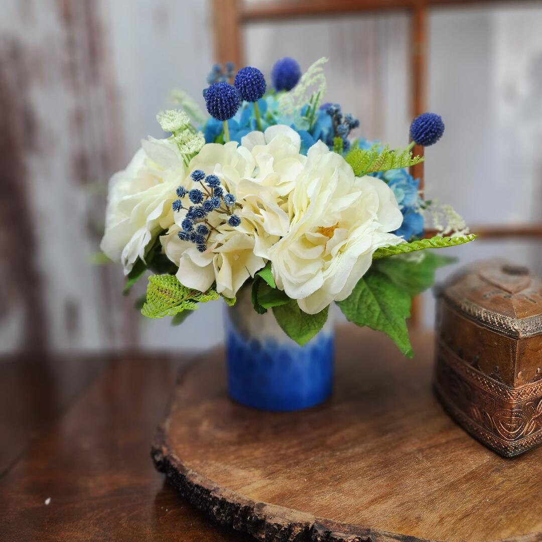 Blue and White Floral Arrangement Blue Hydrangeas With Ivory - Etsy