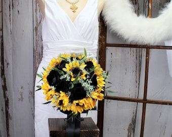 Sunflower and Black Rose Bouquet | Sunflower Bridal  Bouquet | Rustic Wedding | Custom Rose Color and Sunflowers | Rose Bouquet