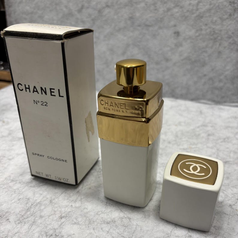 Vintage 1970s Chanel No 22 Spray Cologne Bundle 1 Full / 1 Empty Bottle Set immagine 3