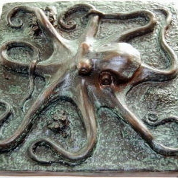 Octopus, Octopus tile or plaque. 8"x8" Kraken tile, unique Octopus art for the wall or shelf, octopus art for the home and garden, nautical