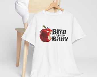 Camiseta infantil "Morda a Maçã" | Camiseta com estampa da 5SOS Apple, fonte retrô