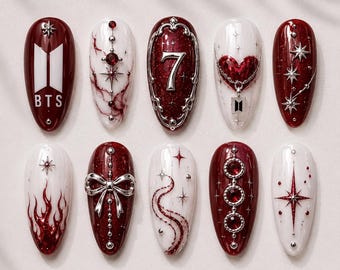 Presse Kpop chrome rouge sur les ongles, faux ongles strass scintillants, ongles de style BTS coeur noeud 3D, ensemble d'ongles de concert rouge blanc