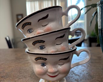 Vintage 1996 Baileys Red Robin Yum Mug Set