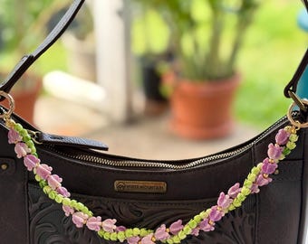 Purple Crown Flower Bead & Pakalana Bead Purse Lei Charm