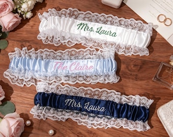 Jarretière de mariage en dentelle brodée personnalisée, jarretelles de mariée ivoire personnalisées avec nom/date, cadeau quelque chose de bleu, souvenir de la mariée, cadeau de jour de mariage