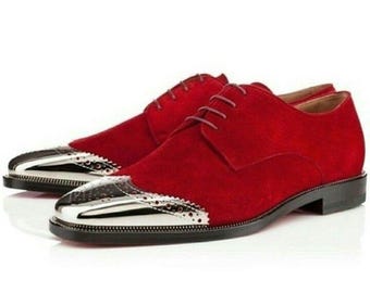 Christian Louboutin Röda Mocka Derbyskor _ Silverfärgade Metallkappa Klädbrogues