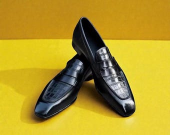 Zapatos sin cordones de piel de cocodrilo negra de nueva moda, hechos a medida / Mocasines para hombre hechos a mano