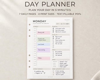 Könnte beinhalten: Eine digitale 5 Minute Day Planner Vorlage mit einem Montagsplan, stündlichen Zeitfenstern, einer Aufgabenliste, Zielen, Mahlzeitenverfolgung und einem Notizbereich. Das Layout enthält pastellfarbene Blöcke und ausfüllbare Textfelder.
