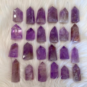 AMETHYST POINT / carved crystal collectors specimen