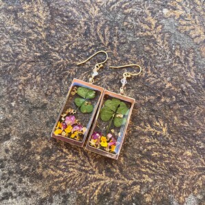 4 LEAF CLOVER earrings // gold filled earwires // resin flower petals & gold flake herkimer Diamond image 3