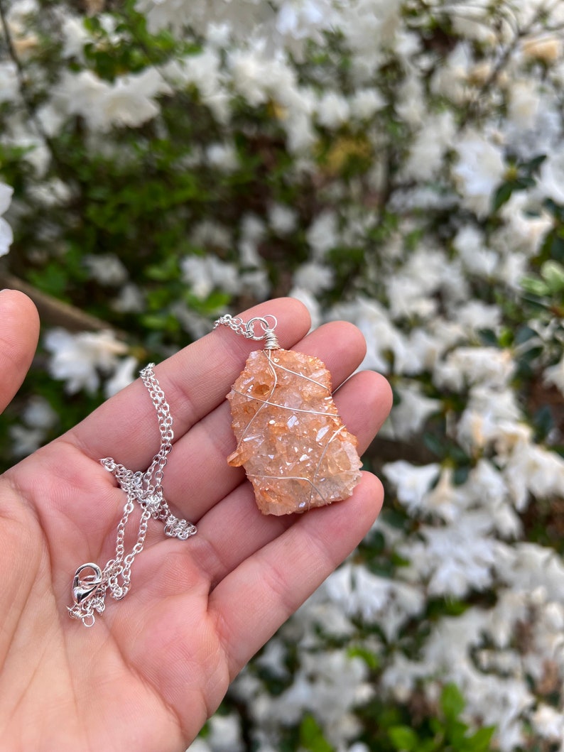 TANGERINE AURA QUARTZ // wire wrapp silver necklace image 4