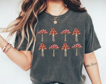 Cottagecore Clothing Aesthetic Mushroom Shirt Botanical Gift For Her Graphic Tee Plant Lover Tee Botanical Tshirt Cottage Core Fungus Shirt
