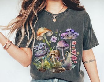 Mushroom Botanical Tshirt Aesthetic Shirt Cottagecore Clothing Botanical Gift For Her Graphic Tee Plant Lover Tee Cottage Core Fungus Shirt