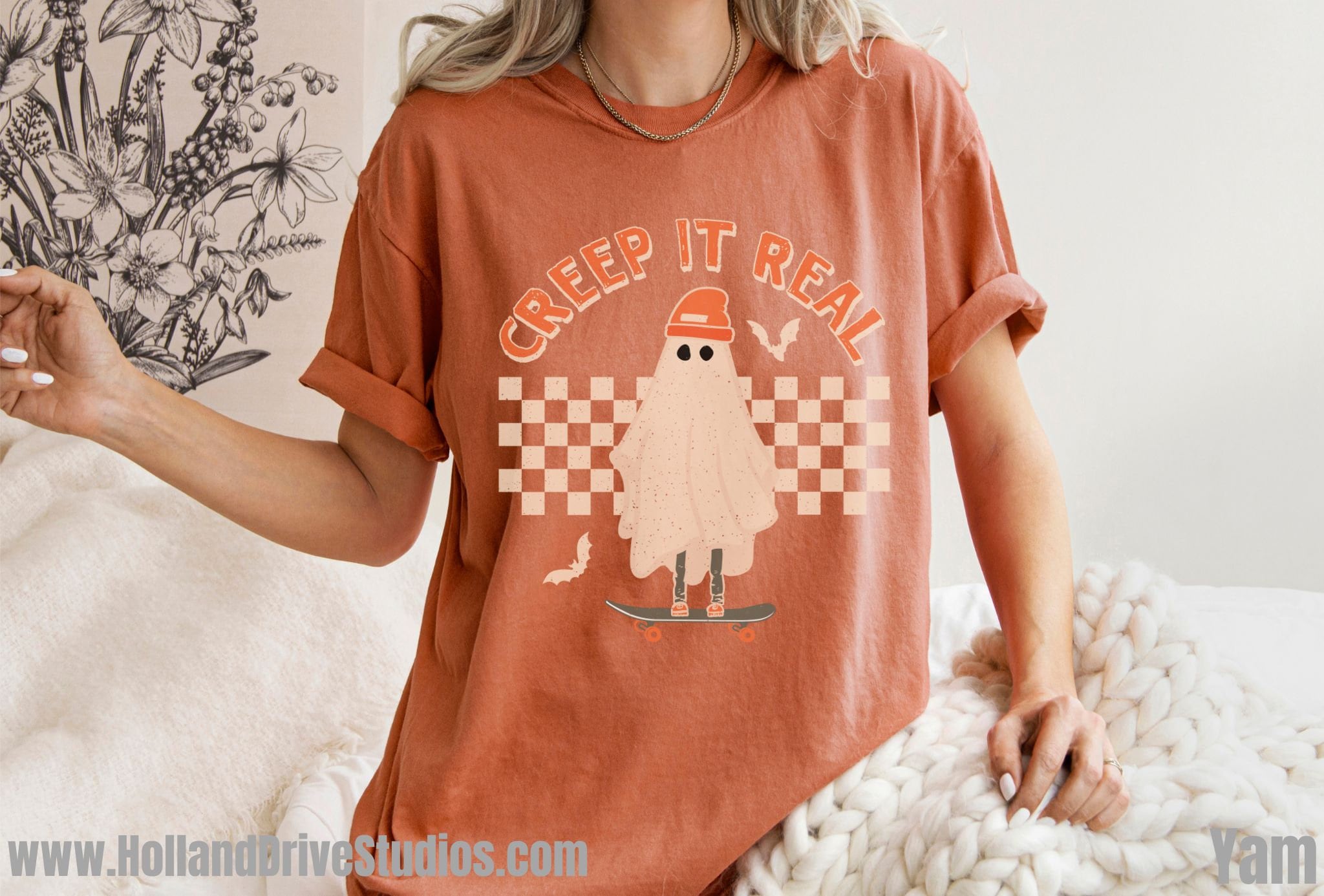 Discover Retro Halloween  Fall Shirt Creep it Real TShirt Vintage Ghost Halloween T-Shirt Witch Oversized Crewneck Fall Shirt For Women