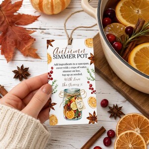 Bewerkbaar cadeaulabel voor een herfstpotje met sudderende pot | Instructies voor het sudderen van potpourri in herfststijl | Printbaar in cottagecore-stijl | Canva-sjabloon | Cadeau voor een collega of leraar