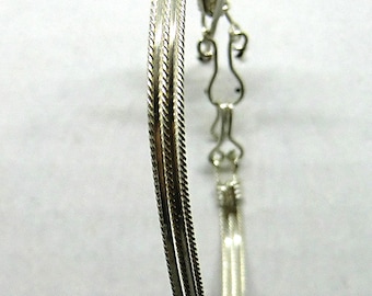 petite silver wire bracelet