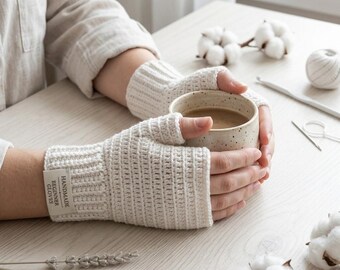 Crochet Glove Pattern PDF, Fingerless Gloves Pattern, Easy Crochet Hand Warmer Pattern, Handmade Fingerless Gloves Pattern,