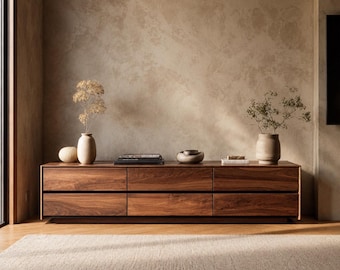 Aparador moderno de nogal, consola multimedia de estilo moderno de mediados de siglo, centro de entretenimiento de madera, mueble de almacenamiento bajo minimalista.