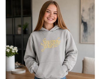 Sincerely Yours" Holiday Star Hoodie | Gold Script Graphic Hoodie | Cozy Grey Pullover