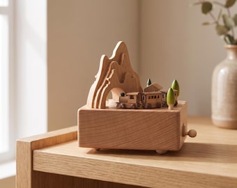 Spieluhr mit Bergzugmotiv aus Holz, handkurbelbetrieben, Kinderzimmerdekoration, Erinnerungsstück für Kinder