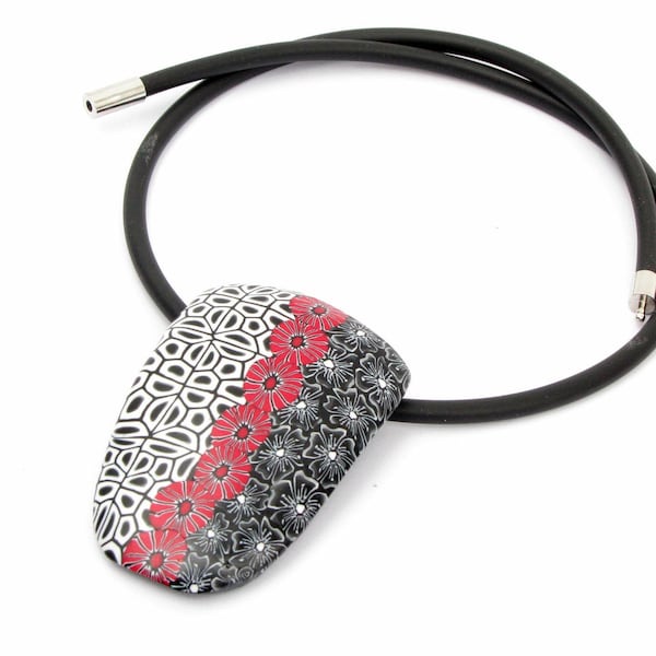 Statement necklace in black, white and red, unique polymer clay jewelry,  fimo, handmade Bib necklace, big fimo pendant, rubber collier, art