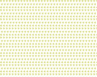 Dots / Green dots on white / Blossom by Melanie Vincent / patchwork quilting fabric / green / green dots trio / half a metre