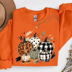 Pumpkin Harvest Season Tee, Autumn Graphic Shirt, Fall Pumpkin Lover T-Shirt, Rustic Fall Gift