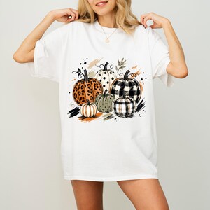 Pumpkin Harvest Season Tee, Autumn Graphic Shirt, Fall Pumpkin Lover T-Shirt, Rustic Fall Gift