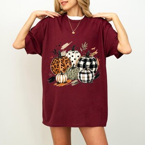 Pumpkin Harvest Season Tee, Autumn Graphic Shirt, Fall Pumpkin Lover T-Shirt, Rustic Fall Gift