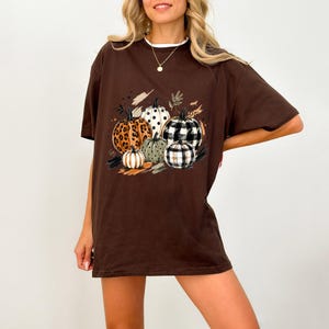 Pumpkin Harvest Season Tee, Autumn Graphic Shirt, Fall Pumpkin Lover T-Shirt, Rustic Fall Gift