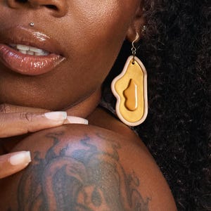 NOSIKO - Manakara Honey, Handmade Malagasy Earrings, Metallic Polymer Clay, Lightweight Jewelry from Madagascar, Malagasy Gift