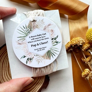 Champagner Babypartybevorzugung Tags, personalisiert, Babypartybevorzugungen, süßes Baby, Boho-Babyparty, Pop der sprudelnde, Pampas, Champagner-Umbau