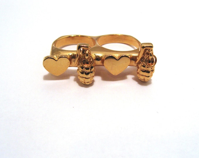 Lovebomb Loveknuckle, DOUBLE KNUCKLE ring,  2 Finger Ring, Heart Ring size 5.5