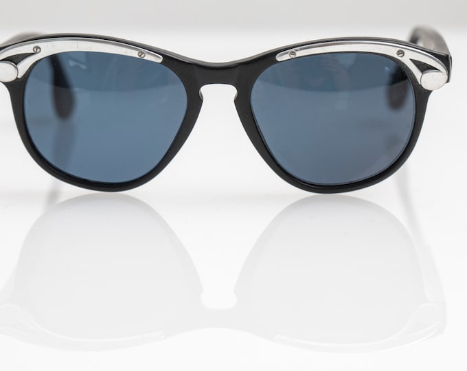 Vintage black and silver L.A. eyeworks sunglasses